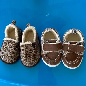 2 Pairs baby crib shoes bundle. Brown. Size 2 and 3.